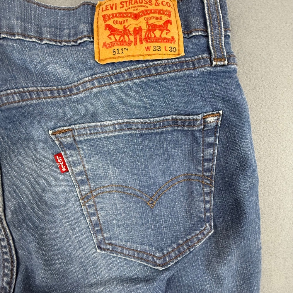Levi's 511 Slim Fit Jeans Mens 33x30‎ Blue Denim Medium Wash 5-Pocket Zip Fly - Picture 5 of 10